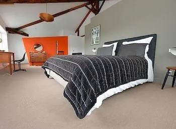 Le Clos Jeannon Bed & Breakfast