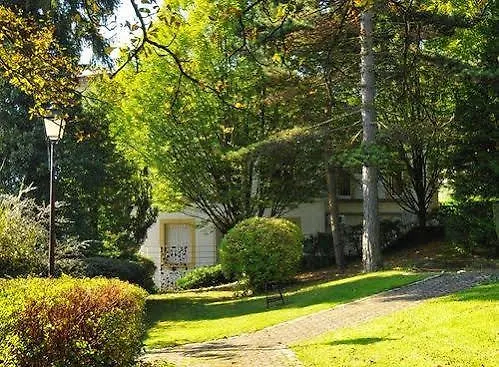 Bed & Breakfast Le Clos Jeannon 3*